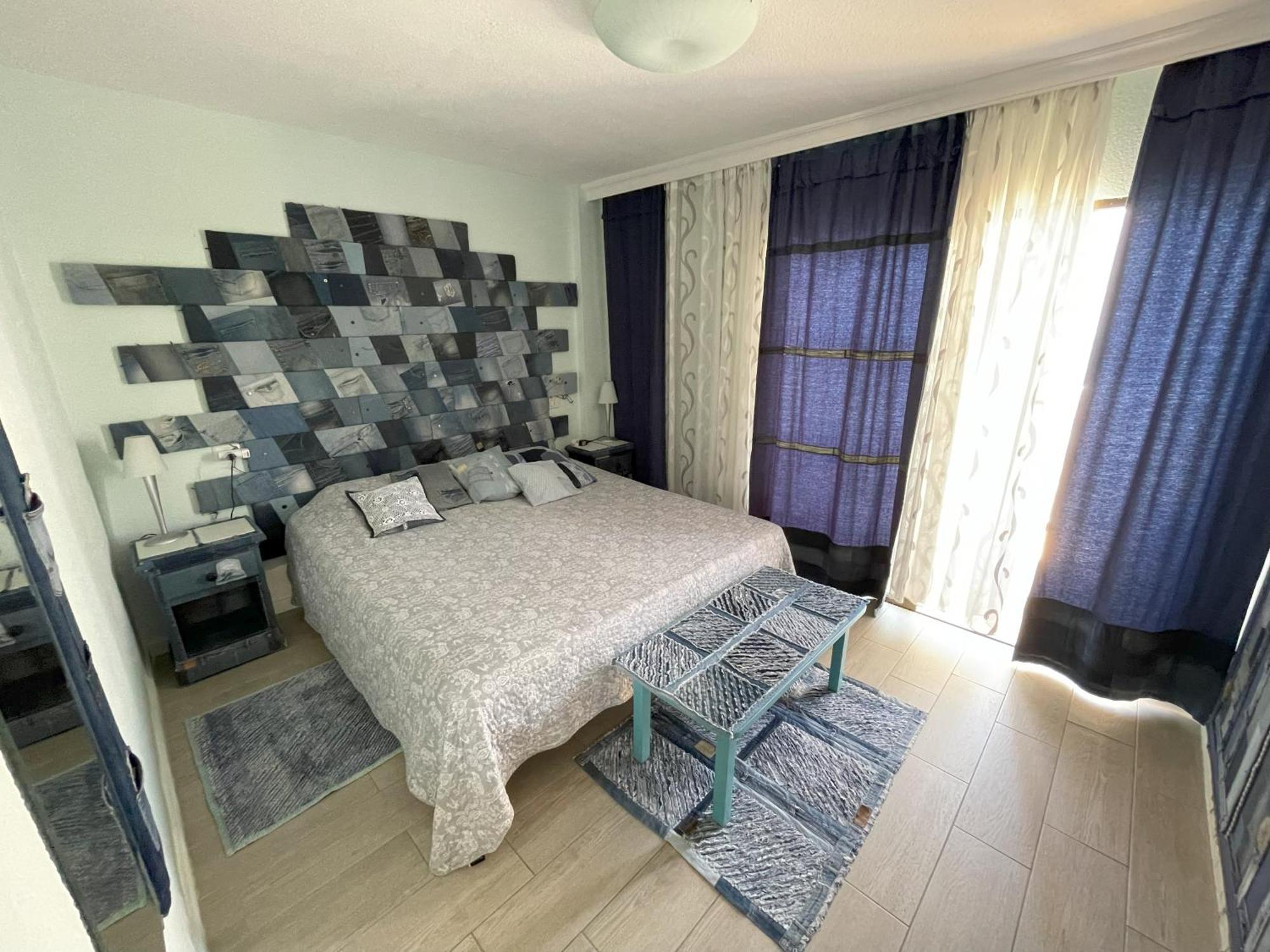 Fine Art Jeans Apartment Arona  Exterior foto